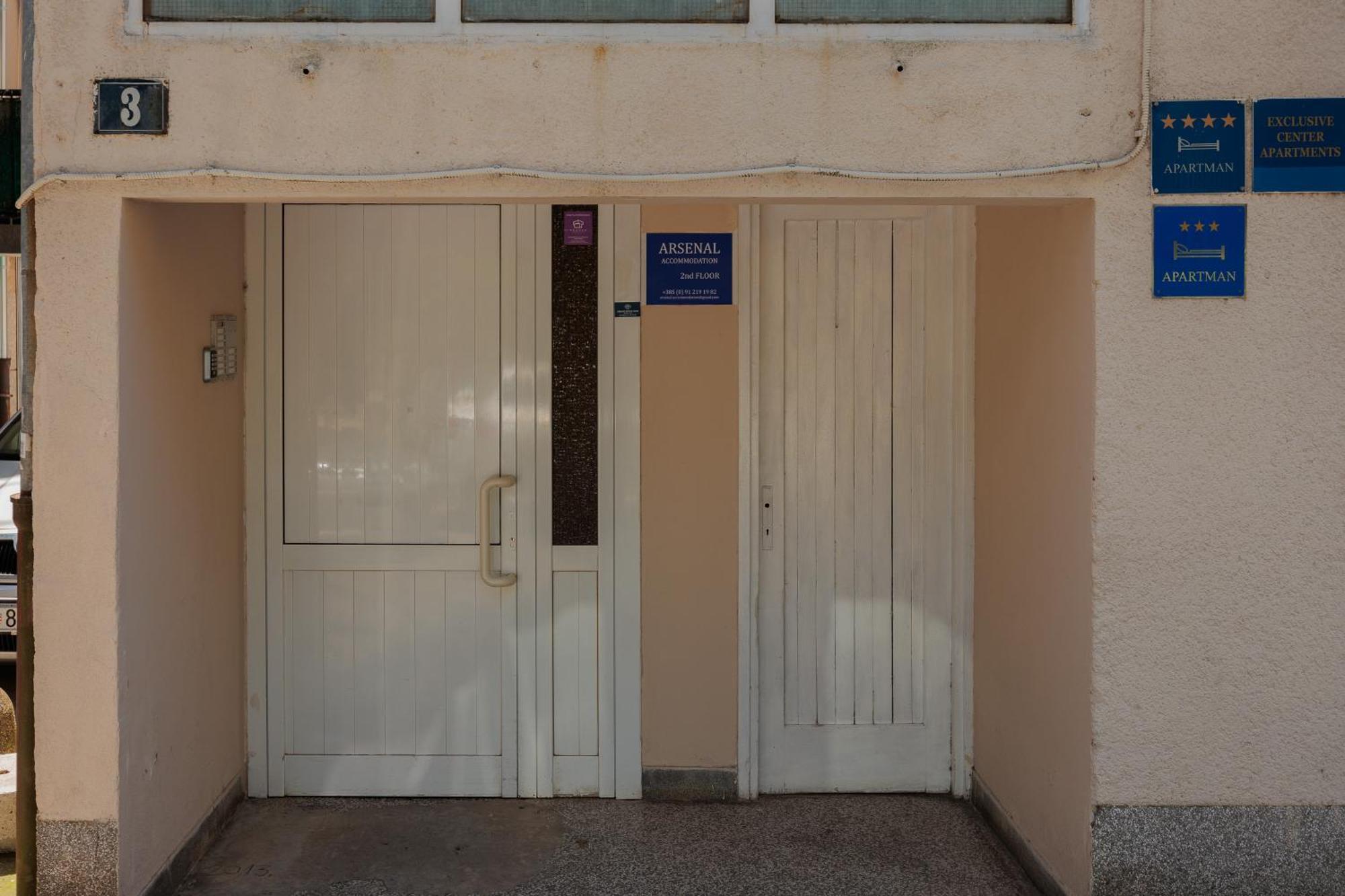 Guest House Arsenal Accommodation Zadar Exterior foto