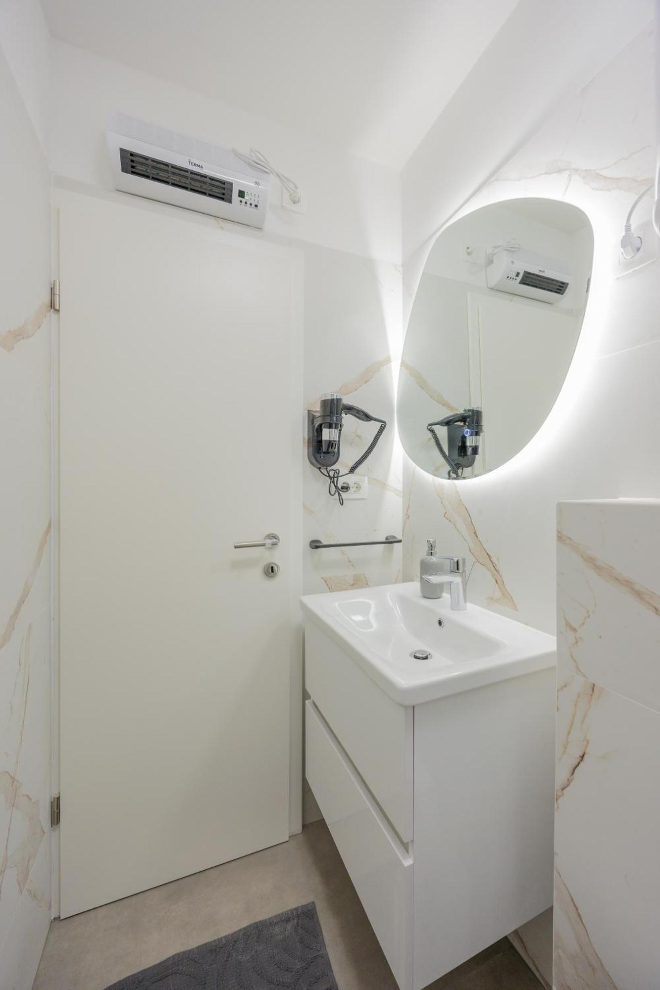 Guest House Arsenal Accommodation Zadar Exterior foto